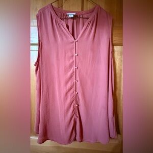 Woman’s sleeveless top